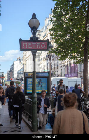 Hotel De Ville Metro in Paris, France Stock Photo