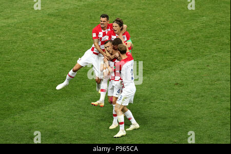 Croatia celebrate after Ivan Perisic scores his side's first goal of the game during the FIFA World Cup Final at the Luzhniki Stadium, Moscow. Stock Photo