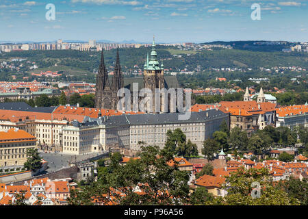 Panoramic view of Prague from near the Strahov monastery, showing the castle complex & The Metropolitan Cathedral of Saints Vitus, Wenceslaus Stock Photo