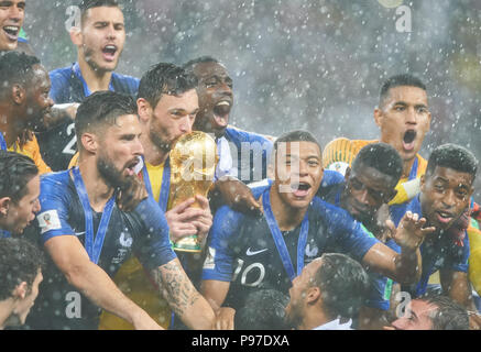 MOSCOW, 15-07-2018 , World Cup 2018 , Luzhniki Stadium, World Cup Final  France - Croatia 4-2. The complete French squad consists of: captain  goalkeeper Hugo Lloris, Benjamin Pavard , Raphael Varane, Samuel