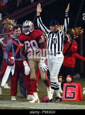 San Francisco, California, USA. 7th Aug, 1991. San Francisco 49ers vs. Denver  Broncos at Candlestick Park Wednesday, August 7, 1991. 49ers beat Broncos  24-6 in preseason game. 49er wide receiver Jerry Rice (