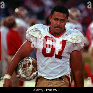 : JESSE SAPOLU SAN FRANCISCO 49ERS 8X10 SPORTS ACTION PHOTO (PL)  : Sports & Outdoors