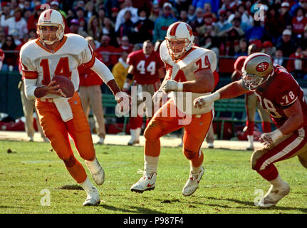 San Francisco, California, USA. 19th Dec, 1992. San Francisco 49ers vs. Tampa  Bay Buccaneers at Candlestick Park Saturday, December 19, 1992. 49ers Beat  Buccaneers 21-14. Buccaneers head coach Sam Wyche Credit: Al