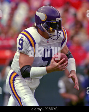 Jim McMahon broke his neck playing for Vikings, and found out about it 17  years later – Twin Cities