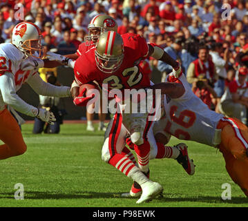 October 23, 1994 - San Francisco, California, U.S - San Francisco 49ers vs.  Tampa Bay Buccaneers at Candlestick Park Sunday, October 23, 1994. 49ers  beat Buccaneers 41-16. San Francisco wide receiver Ed