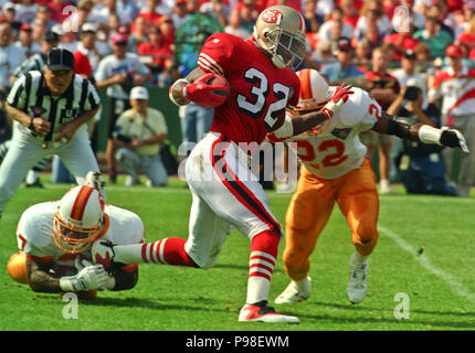 December 17, 1994 - San Francisco, California, U.S - San Francisco 49ers vs.  Denver Broncos at Candlestick Park Saturday, December 17, 1994. 49ers beat  Broncos 42-19. San Francisco 49ers running back Dexter