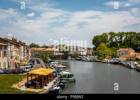 People enjoying lunch in the canal du midi town of Castlenaudary France Stock Photo