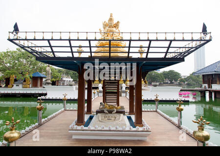 Entrance to the lakeside Seema Malaka temple in Colombo, Sri Lanka. The temple was designed by architect Geoffrey Bawa and stands on Beira Lake. Stock Photo