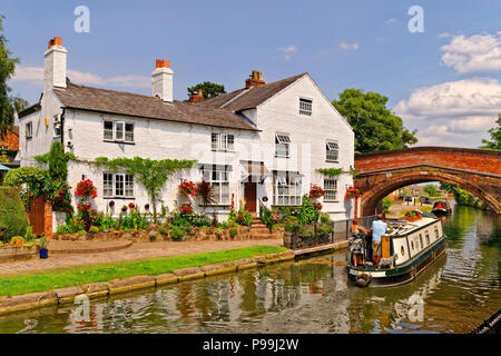 Bridgewater canal in Lymm village, Warrington, Cheshire, England, UK. Stock Photo