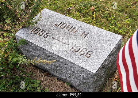 The grave of astronaut John Glenn’s (first American astronaut to orbit the Earth), father at New Concord cemetery, Ohio. Stock Photo