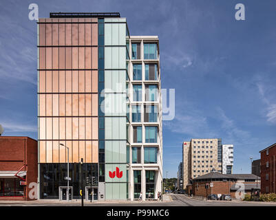 University of Bedfordshire New Library in Luton by architects Moses ...