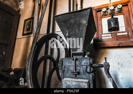 Machines in a laboratory of the old Pharmacy and Apothecary 'Farmacia di S. Maria della Scala' in Piazza della Scala in Trastevere quarter, Rome, Italy Stock Photo