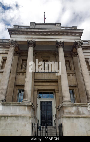 LONDON, ENGLAND - JUNE 16 2016: The National Gallery on Trafalgar Square, London, England, United Kingdom Stock Photo