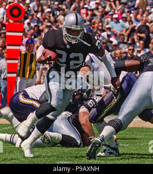 November 14, 1999 - Oakland, California, U.S - Oakland Raiders vs. San  Diego Chargers at Oakland Alameda County Coliseum Sunday, November 14,  1999. Raiders beat Chargers 28-9. San Diego Chargers running back