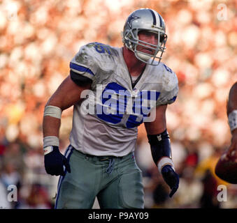 Oakland, California, USA. 19th Nov, 1995. Oakland Raiders vs. Dallas  Cowboys at Oakland Alameda County Coliseum Sunday, November 19, 1995.  Cowboys beat Raiders 34-21. Dallas Cowboys wide receiver Michael Irvin  Credit: Al