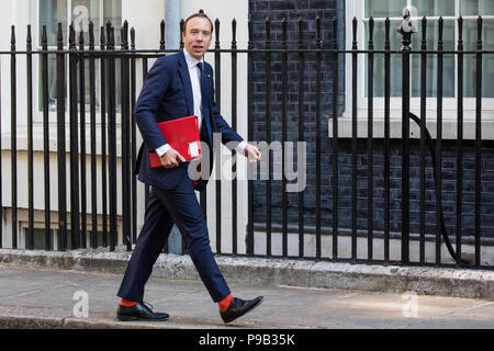 London, UK. 17th July, 2018. Matt Hancock MP, Secretary of State for Health and Social Care, arrives at 10 Downing Street for the final Cabinet meeting before the summer recess. Credit: Mark Kerrison/Alamy Live News