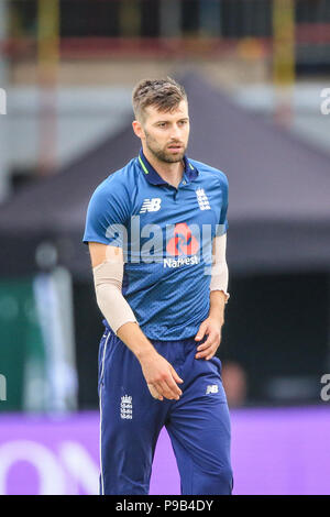 Emerald Headingley, Leeds, UK. 17th July 2018. 17th July 2018 , Emerald Headingley, Leeds, 3rd ODI Royal London One-Day Series, England v India;Mark Wood of England Bowles a maiden first over Credit: News Images /Alamy Live News Stock Photo