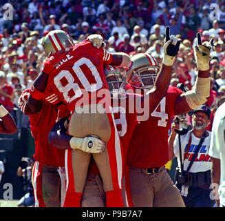 San Francisco, California, USA. 18th Dec, 1995. San Francisco 49ers vs.  Minnesota Vikings at Candlestick Park Monday, December 18, 1995. 49ers beat  Vikings 37-30. San Francisco 49ers wide receiver Jerry Rice (80)