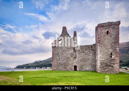 Lochranza Castle on the island of Arran, North Ayrshire, Scotland Stock Photo