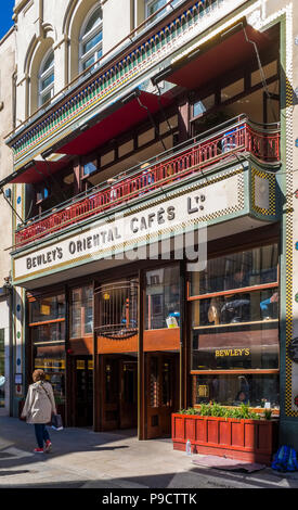 Bewleys cafe on Grafton Street, Dublin, Ireland, Europe Stock Photo