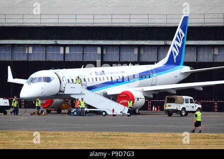 【新品】MRJ90 Paris Airshow 2017 1:100 Mitsubishi takes new MRJ90 from Moses Lake to Paris Air Show