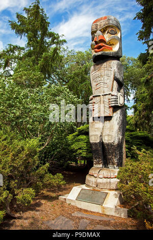 Haida totem pole at Alberta Legislature Bulding Edmonton Alberta Canada Stock Photo