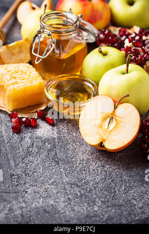 Honey, apple and pomegranate for Rosh Hashana Stock Photo