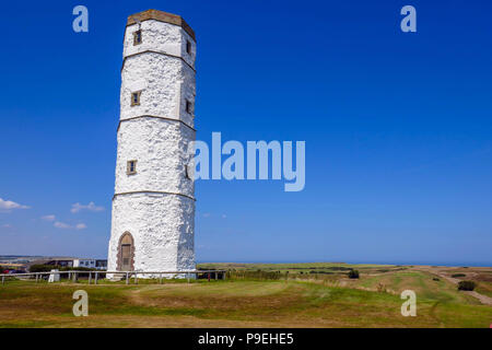 The Chalk lighthouse and Summer weather at Flamborough Head, Easy Yorkshire Stock Photo