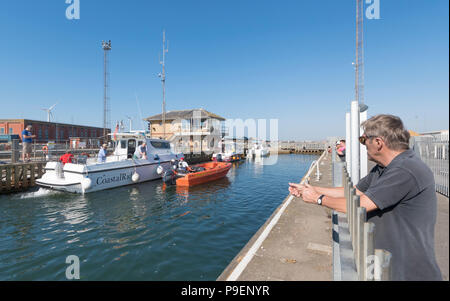 Boats in Prince George Lock in Shoreham Port, Shoreham, West Sussex, England, UK. British lock on a river. Stock Photo