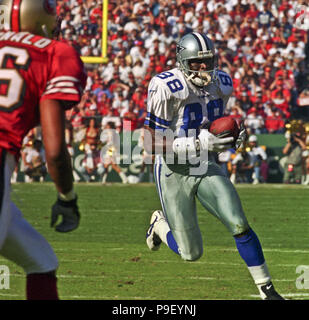 San Francisco, California, USA. 10th Nov, 1996. San Francisco 49ers vs. Dallas  Cowboys at Candlestick Park Sunday, November 10, 1996. Cowboys beat 49ers  20-17. Dallas Cowboys defensive back Deion Sanders Credit: Al