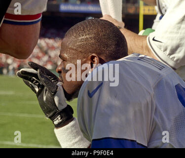 San Francisco, California, USA. 17th Jan, 1993. San Francisco 49ers vs. Dallas  Cowboys at Candlestick Park Sunday, January 17,1993. Cowboys beat 49ers  30-20. Dallas Cowboys wide receiver Alvin Harper (80) celebrates with