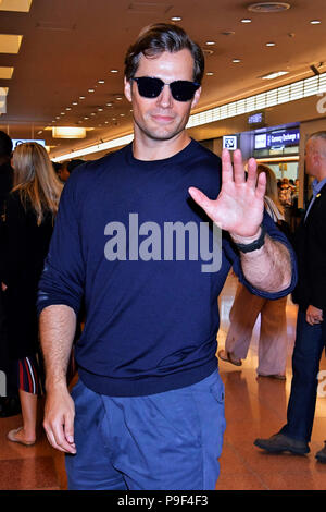 Tokyo, Japan. 17th July, 2018. Henry Cavill at the arrival of the 'Mission: Impossible - Fallout' casts at the Tokyo International Airport. Tokyo, 17.07.2018 | usage worldwide Credit: dpa/Alamy Live News Stock Photo