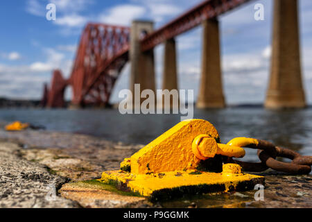 An anchor point with the Forth Rail Bridge in the background Stock Photo