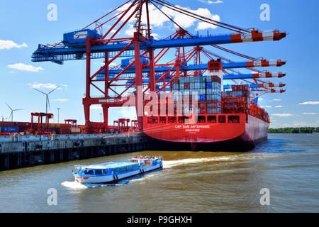 Container ship in the Port of Hamburg, Germany, Europe