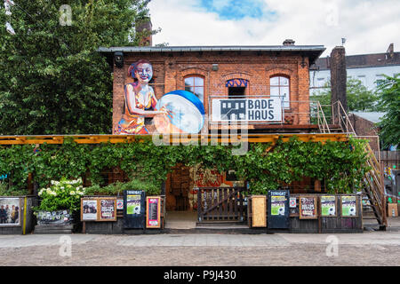 Berlin-Friedrichshain, RAW Gelände Badehaus front porch detail of bar ...