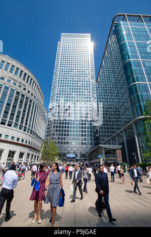 Buildings in Canary Wharf, London Stock Photo - Alamy