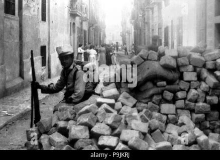Barricades in the streets of Barcelona during the Tragic Week from 26 to 31 July 1909. Stock Photo