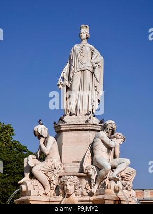 Pradier Fountain, Esplanade Charles de Gaulle, Nimes, France Stock Photo