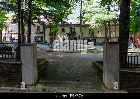 walking through the alleys of Ospedaletto D'Alpinolo Stock Photo
