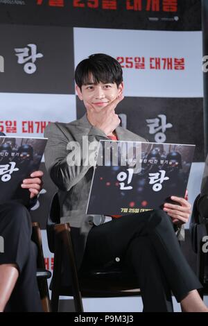 Gang Dong-Won,Han Hyo-joo,Jung Woo-sung,Kim Mu-yeol,Choi Minho etc ...