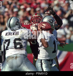 San Francisco, California, USA. 3rd Oct, 1999. San Francisco 49ers vs.  Tennessee Titans at Candlestick Park Sunday, October 3, 1999. 49ers beat  Titans 24-22. San Francisco 49ers defensive tackle Bryant Young (97)