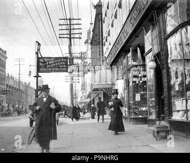 31 1912 - 800 Block Hamilton Looking Weest - Allentown PA Stock Photo