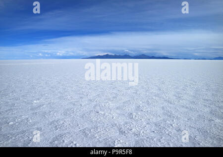 Stunning view of the world's largest salts flat, Salar de Uyuni in Potosi of Bolivia, South America Stock Photo