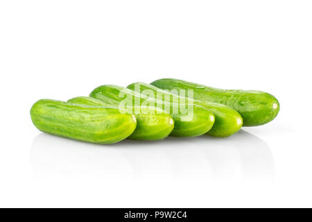https://l450v.alamy.com/450v/p9w2c4/five-fresh-green-mini-cucumbers-in-row-isolated-on-white-background-p9w2c4.jpg