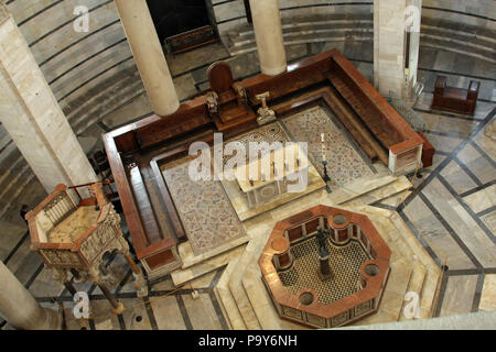 PISA, ITALY - OCTOBER 31, 2009: Pisa Baptistery interior Stock Photo