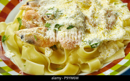 Crispy Cajun Shrimp Fettuccine with a super easy creamy sauce Stock Photo