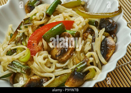 Instant Pot Manchow Noodles , Crispy Fried Noodles Stock Photo