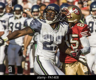 Seattle Seahawks' Marcus Trufant before the NFL preseason football game  against Green Bay Packers Saturday, Aug. 21, 2010, in Seattle. (AP  Photo/John Froschauer Stock Photo - Alamy