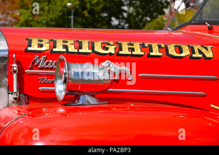 1958 B85 thermodyne Mack fire engine at the glen innes vintage truck ...