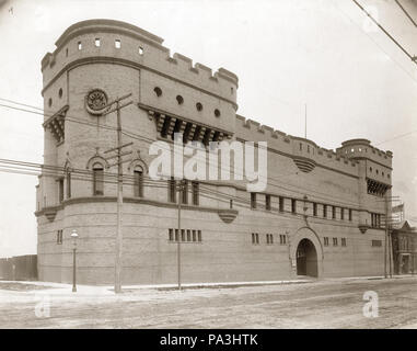 188 Battery &quot;A&quot; Armory. St. Louis Light Artillery. Missouri National Guard. Grand and Rutger Avenues Stock Photo